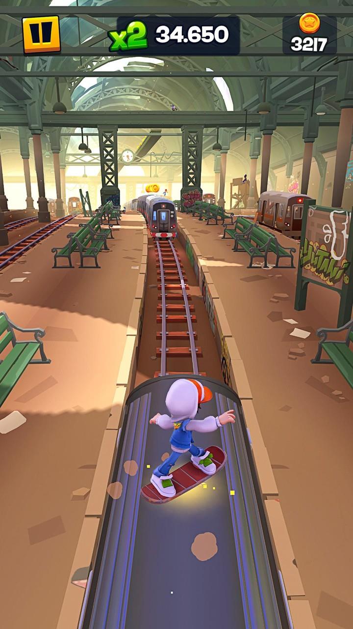 Subway Surfers-Hoverboard Heroes Screenshot2