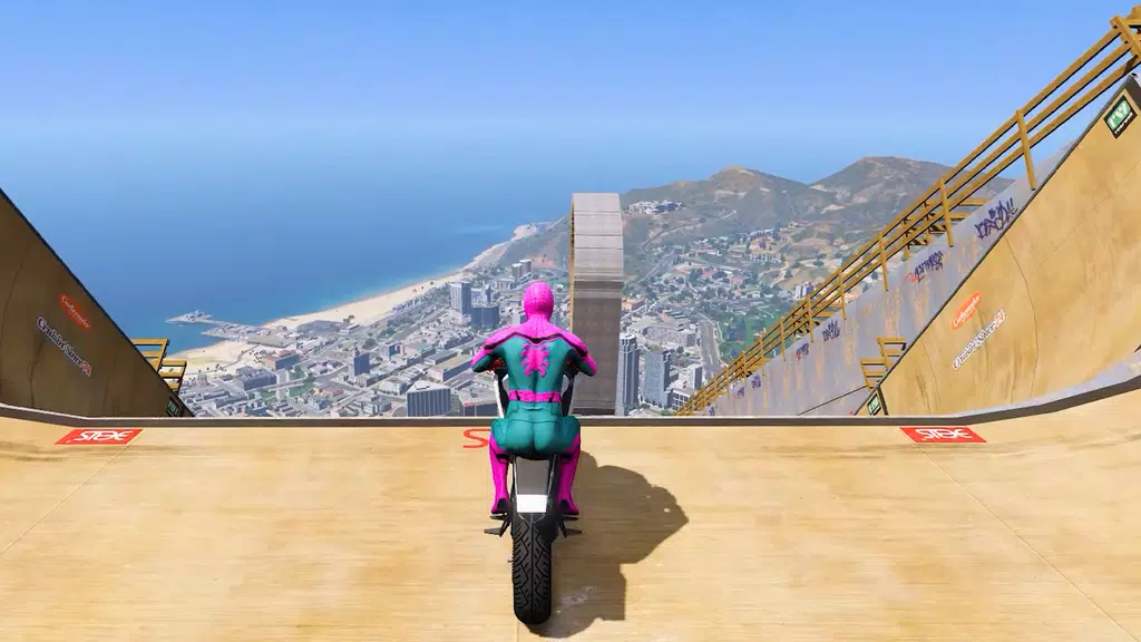 SuperHero Motorbike Mega Ramp Screenshot1