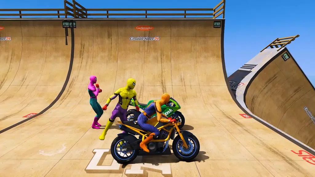 SuperHero Motorbike Mega Ramp Screenshot3