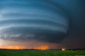 Tornado Storm Live Wallpaper Screenshot2